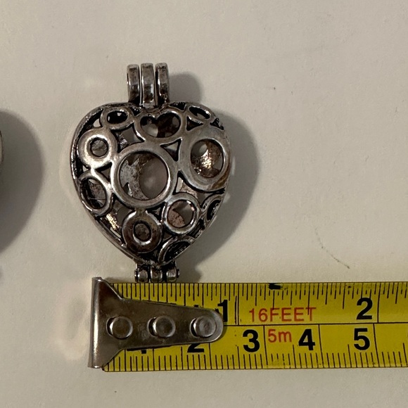 Lot of 7 Fragrance Diffuser Lockets - Picture 4 of 16